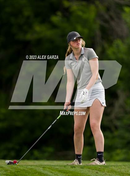 Thumbnail 2 in UIL 1A Golf Finals Round 2 photogallery.