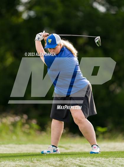 Thumbnail 3 in UIL 1A Golf Finals Round 2 photogallery.