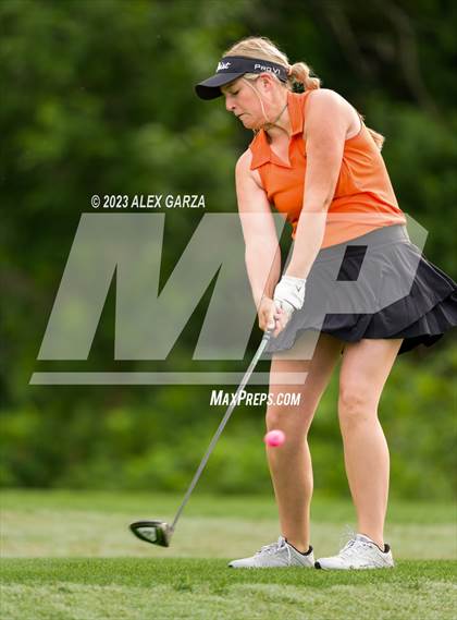 Thumbnail 2 in UIL 1A Golf Finals Round 2 photogallery.