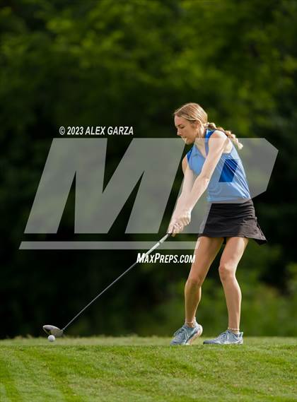 Thumbnail 1 in UIL 1A Golf Finals Round 2 photogallery.