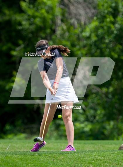 Thumbnail 1 in UIL 1A Golf Finals Round 2 photogallery.