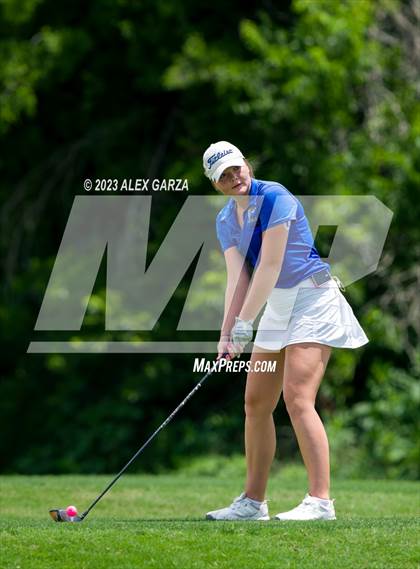 Thumbnail 1 in UIL 1A Golf Finals Round 2 photogallery.