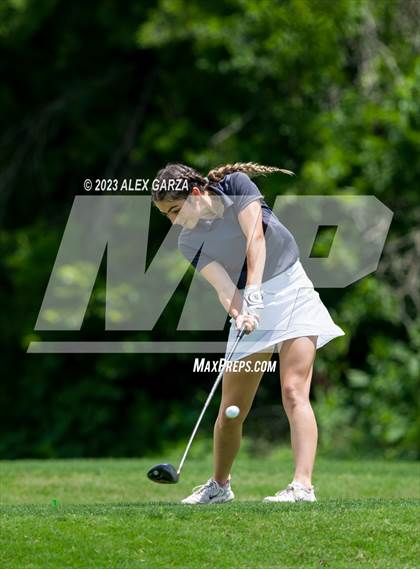 Thumbnail 3 in UIL 1A Golf Finals Round 2 photogallery.