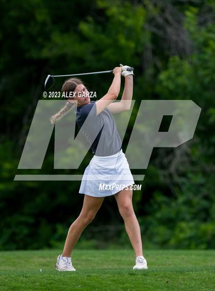 Thumbnail 3 in UIL 1A Golf Finals Round 2 photogallery.