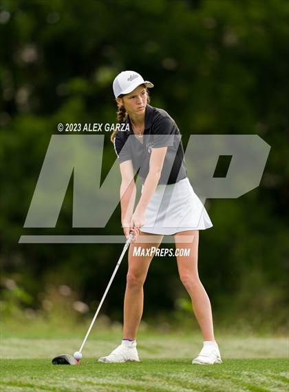 Thumbnail 2 in UIL 1A Golf Finals Round 2 photogallery.