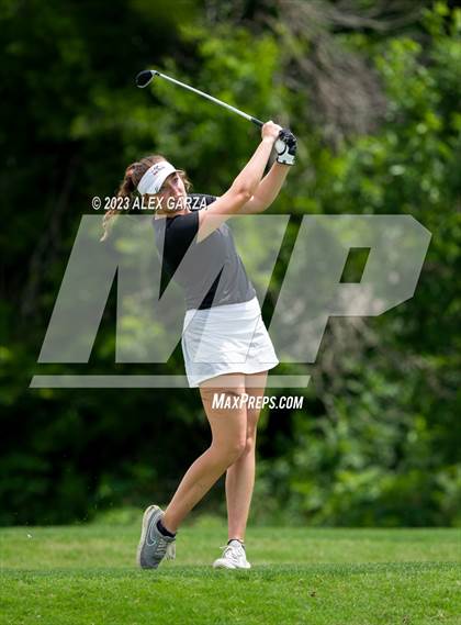 Thumbnail 1 in UIL 1A Golf Finals Round 2 photogallery.