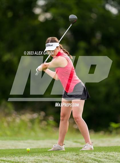 Thumbnail 1 in UIL 1A Golf Finals Round 2 photogallery.