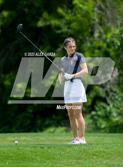 Thumbnail 2 in UIL 1A Golf Finals Round 2 photogallery.