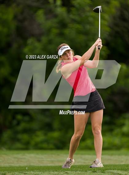 Thumbnail 3 in UIL 1A Golf Finals Round 2 photogallery.