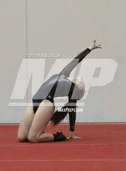 Thumbnail 2 in WIAA Classic 8 Conference (Floor) photogallery.
