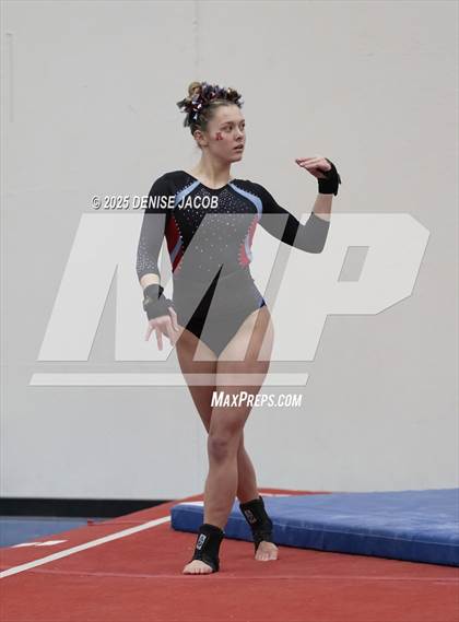 Thumbnail 3 in WIAA Classic 8 Conference (Floor) photogallery.