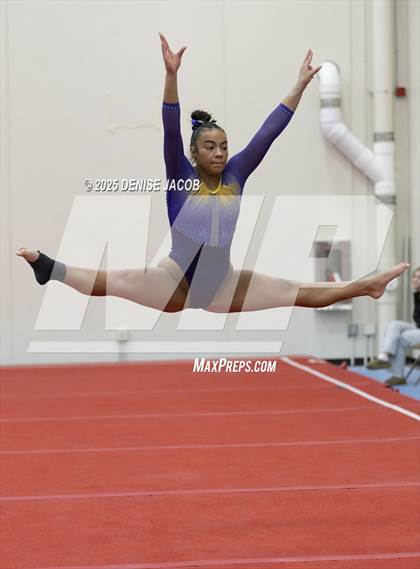 Thumbnail 2 in WIAA Classic 8 Conference (Floor) photogallery.