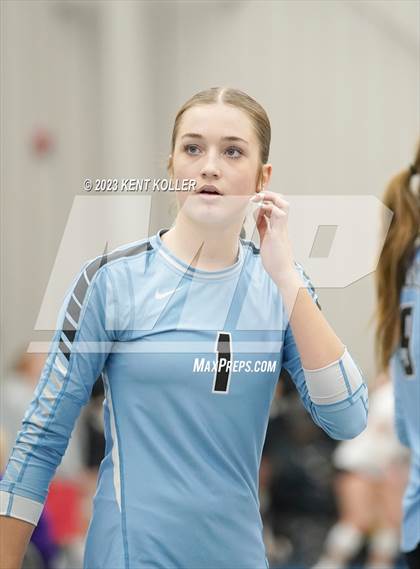 Thumbnail 3 in Christian vs. Utica Eisenhower (Beast of the East) photogallery.