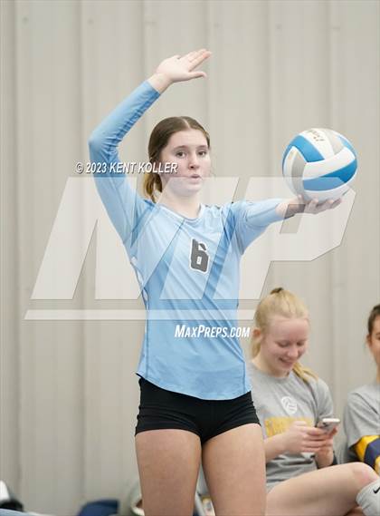 Thumbnail 2 in Christian vs. Utica Eisenhower (Beast of the East) photogallery.