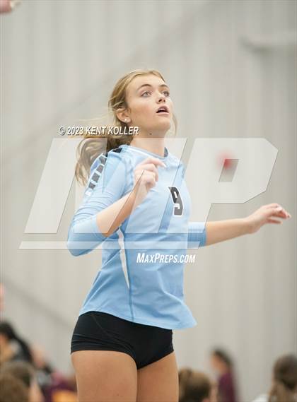 Thumbnail 3 in Christian vs. Utica Eisenhower (Beast of the East) photogallery.