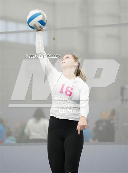 Thumbnail 1 in Christian vs. Utica Eisenhower (Beast of the East) photogallery.