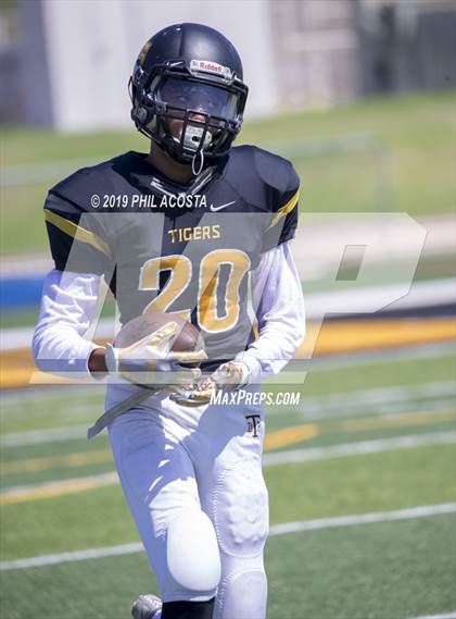 Thumbnail 3 in Bosco Tech vs Riverside Prep photogallery.