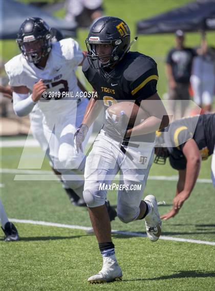 Thumbnail 3 in Bosco Tech vs Riverside Prep photogallery.