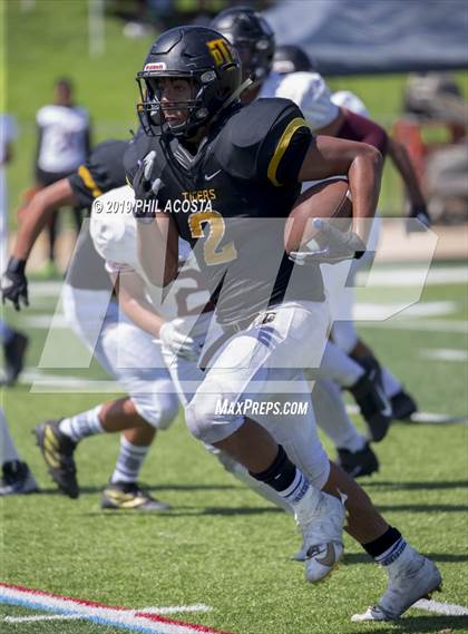Thumbnail 2 in Bosco Tech vs Riverside Prep photogallery.