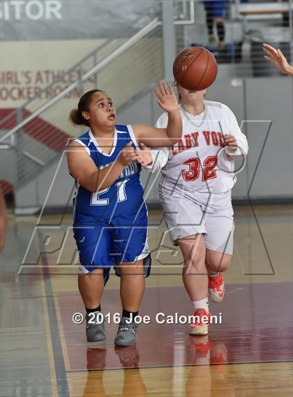 Thumbnail 1 in Lee [Robert E.] vs MacArthur [Douglas] (Littleton Gym) photogallery.