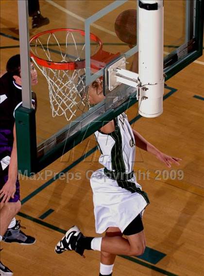 Thumbnail 2 in Carlsbad @ La Costa Canyon (MaxPreps Holiday Classic) photogallery.