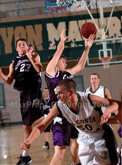 Thumbnail 2 in Carlsbad @ La Costa Canyon (MaxPreps Holiday Classic) photogallery.