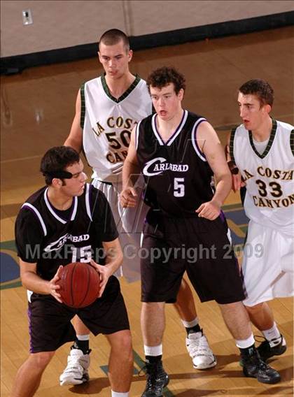 Thumbnail 1 in Carlsbad @ La Costa Canyon (MaxPreps Holiday Classic) photogallery.