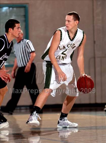 Thumbnail 3 in Carlsbad @ La Costa Canyon (MaxPreps Holiday Classic) photogallery.