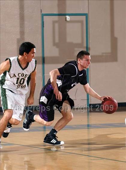 Thumbnail 2 in Carlsbad @ La Costa Canyon (MaxPreps Holiday Classic) photogallery.