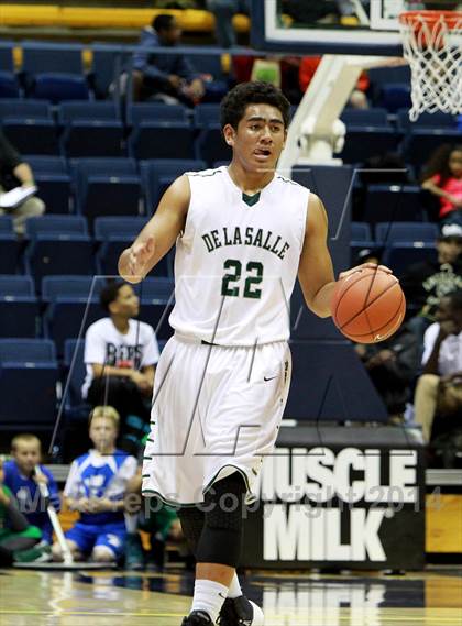 Thumbnail 2 in De La Salle vs. Long Beach Poly (MaxPreps MLK Classic) photogallery.