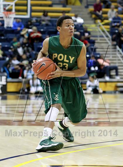 Thumbnail 2 in De La Salle vs. Long Beach Poly (MaxPreps MLK Classic) photogallery.