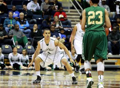 Thumbnail 3 in De La Salle vs. Long Beach Poly (MaxPreps MLK Classic) photogallery.