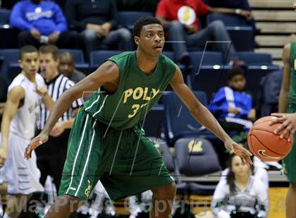Thumbnail 3 in De La Salle vs. Long Beach Poly (MaxPreps MLK Classic) photogallery.