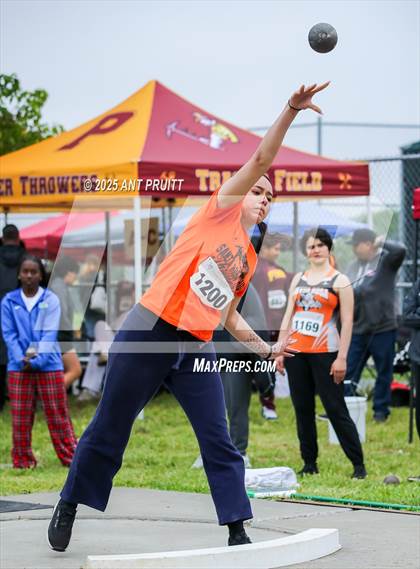Thumbnail 1 in Bryan Bradley Viking Track Classic (Shot Put) photogallery.