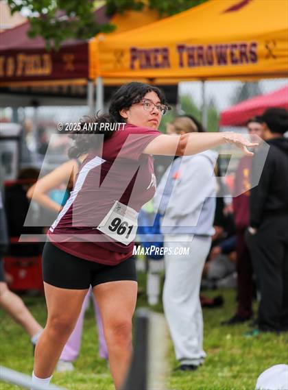 Thumbnail 2 in Bryan Bradley Viking Track Classic (Shot Put) photogallery.