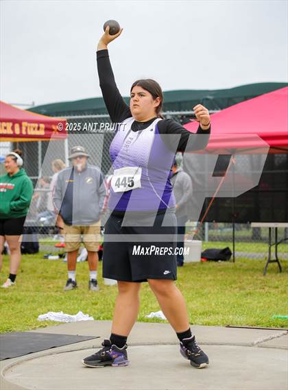 Thumbnail 2 in Bryan Bradley Viking Track Classic (Shot Put) photogallery.