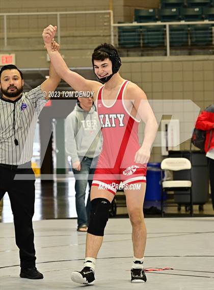 Thumbnail 1 in UIL District 9-6A Championships photogallery.