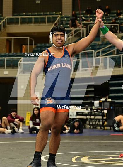 Thumbnail 3 in UIL District 9-6A Championships photogallery.
