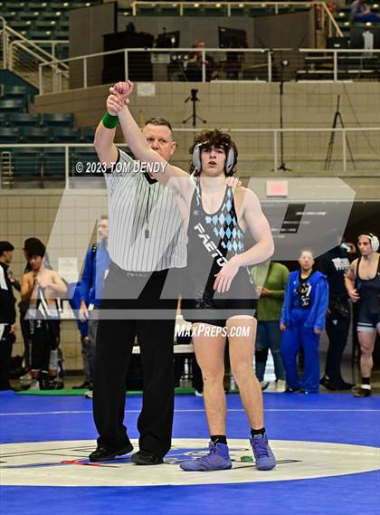 Thumbnail 3 in UIL District 9-6A Championships photogallery.