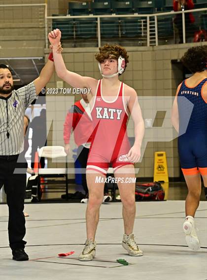 Thumbnail 1 in UIL District 9-6A Championships photogallery.