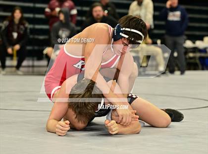 Thumbnail 3 in UIL District 9-6A Championships photogallery.