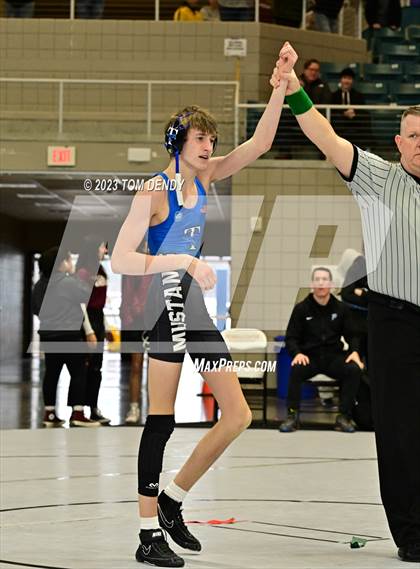 Thumbnail 2 in UIL District 9-6A Championships photogallery.