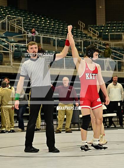 Thumbnail 2 in UIL District 9-6A Championships photogallery.