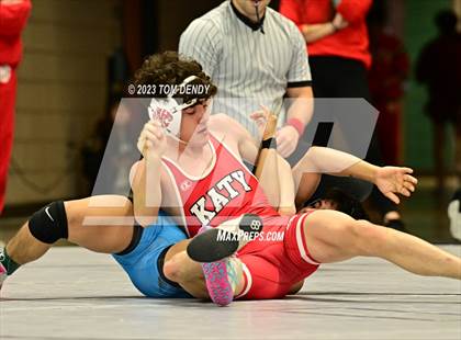 Thumbnail 2 in UIL District 9-6A Championships photogallery.