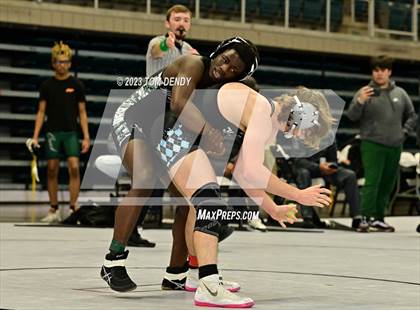 Thumbnail 2 in UIL District 9-6A Championships photogallery.