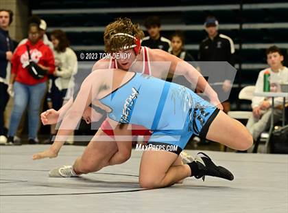 Thumbnail 3 in UIL District 9-6A Championships photogallery.
