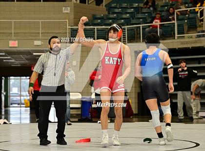 Thumbnail 2 in UIL District 9-6A Championships photogallery.