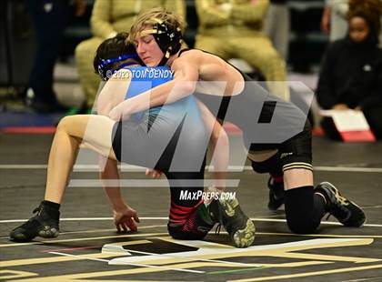 Thumbnail 2 in UIL District 9-6A Championships photogallery.
