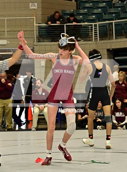 Thumbnail 2 in UIL District 9-6A Championships photogallery.
