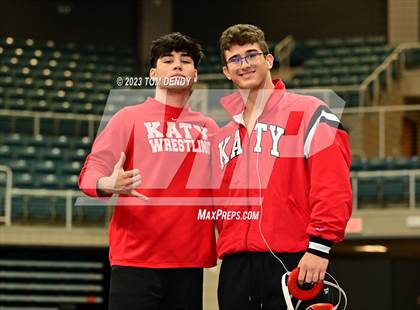 Thumbnail 3 in UIL District 9-6A Championships photogallery.